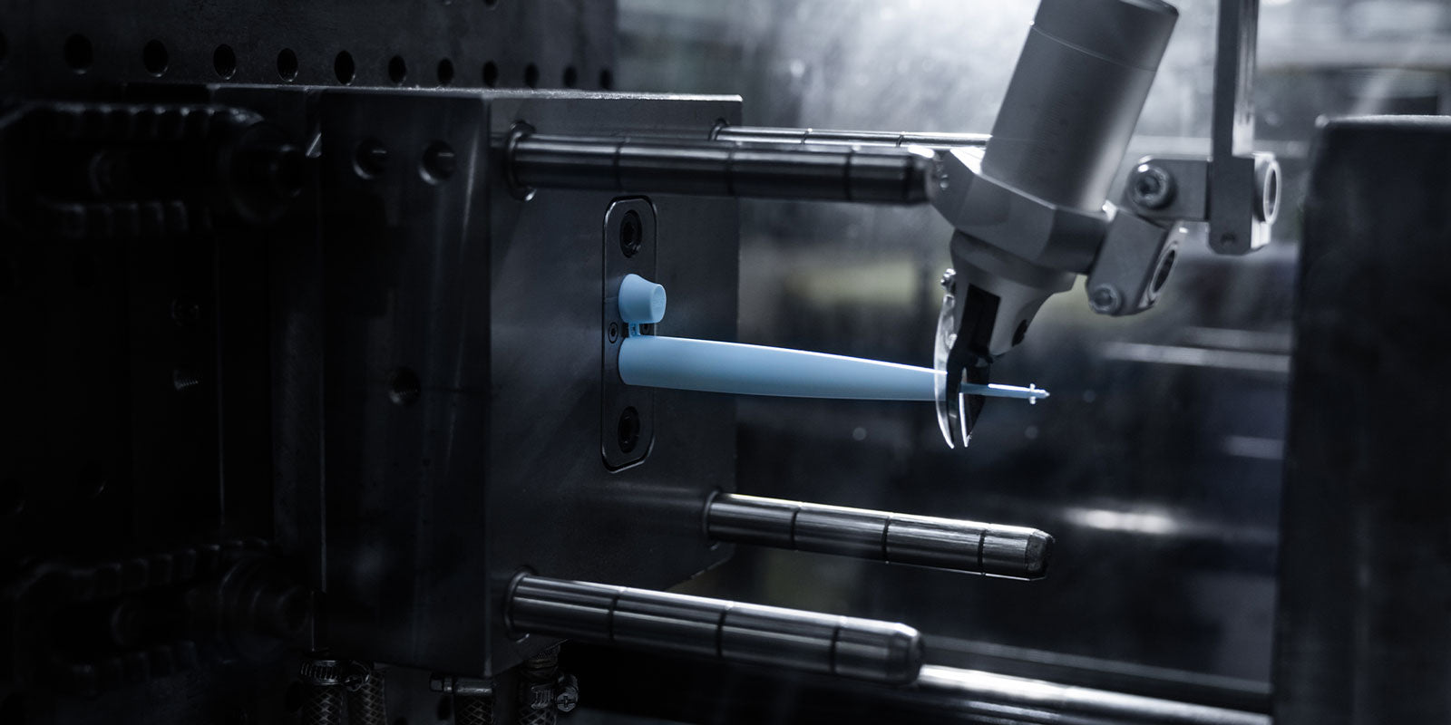 Produktion der GREENCONE° Joint Tube – made in Germany, hochwertige Fertigung bei SMOWE für langlebige und nachhaltige Cannabis-Accessoires